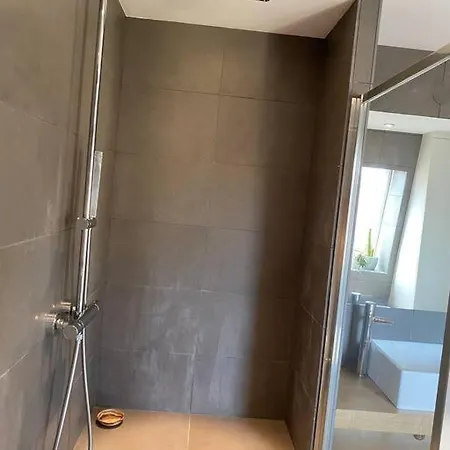 Les Murmures Des Toits - Hypercentre - Garage Prive Apartman *