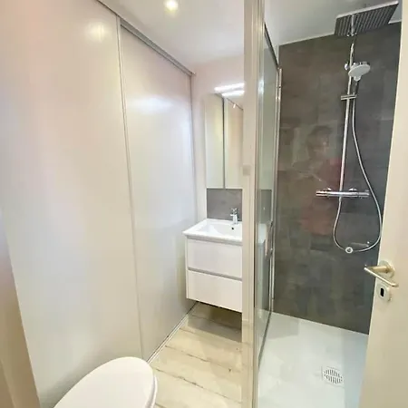 Apartamento Les Murmures Des Toits - Hypercentre - Garage Prive