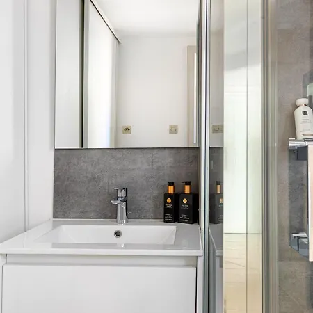 Les Murmures Des Toits - Hypercentre - Garage Prive Apartamento *