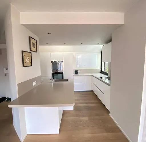 Les Murmures Des Toits - Hypercentre - Garage Prive Apartment *